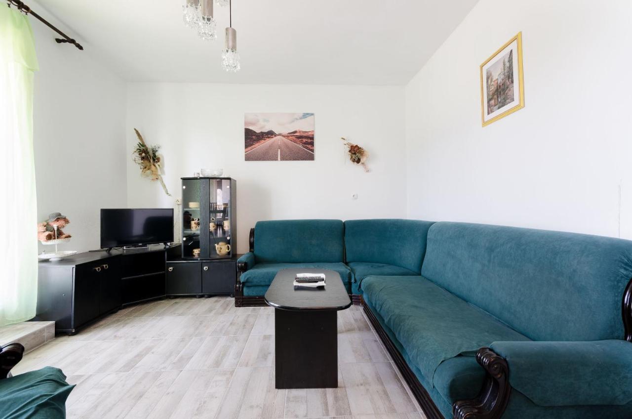 Apartments Danica Лопар Екстериор снимка