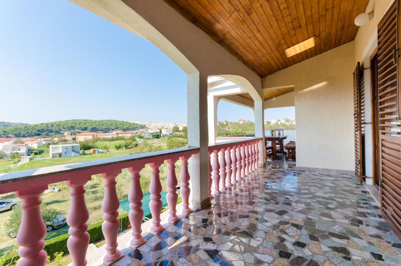 Apartments Danica Лопар Екстериор снимка