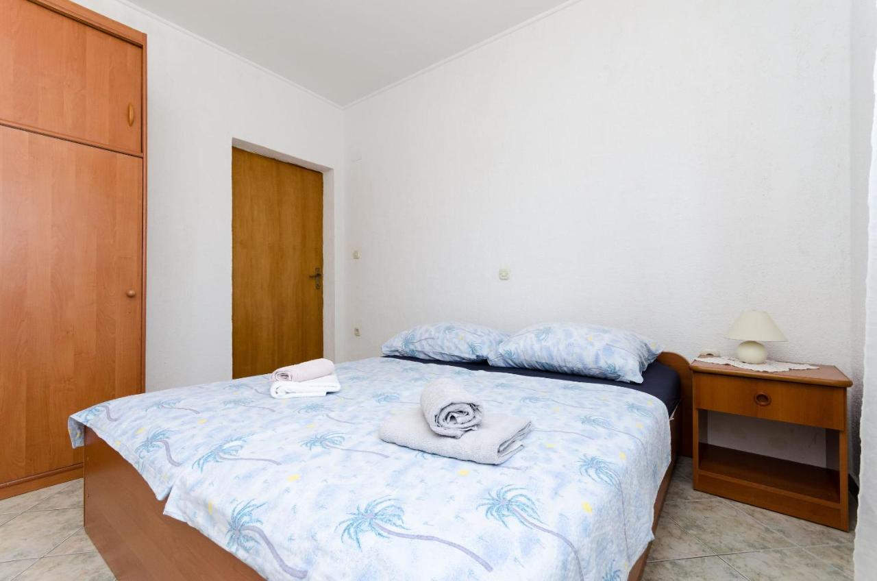 Apartments Danica Лопар Екстериор снимка