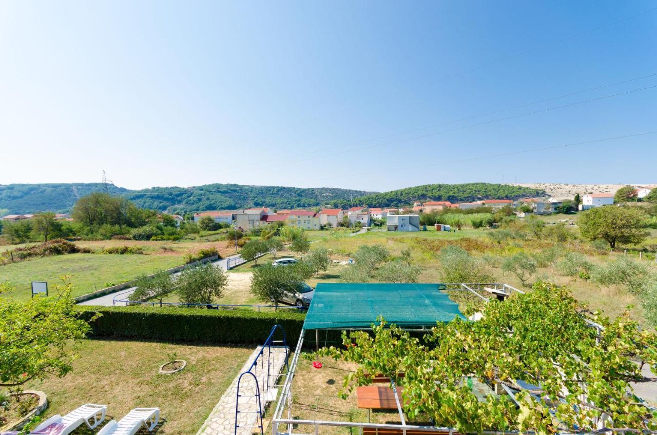 Apartments Danica Лопар Екстериор снимка