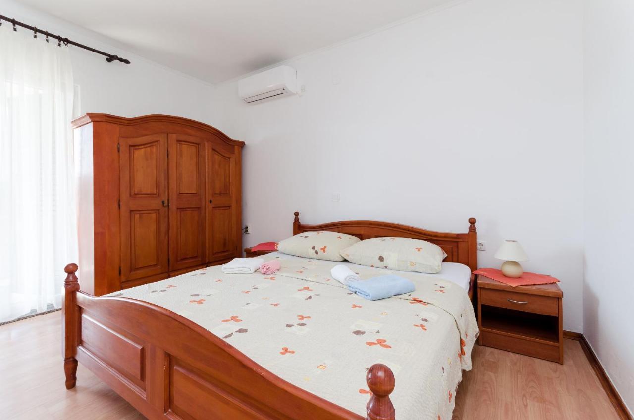 Apartments Danica Лопар Екстериор снимка