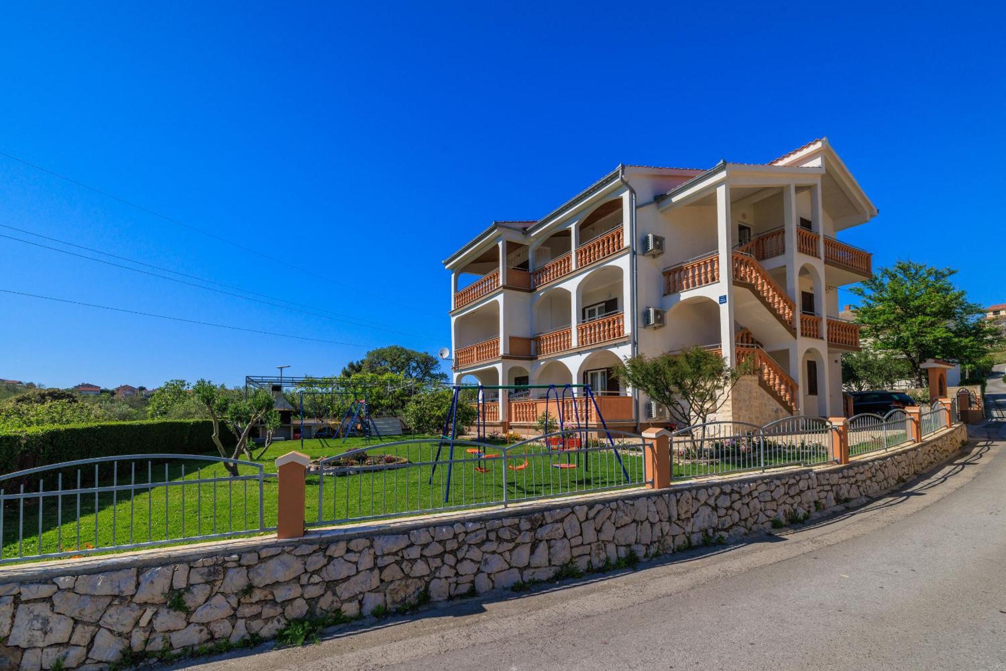 Apartments Danica Лопар Екстериор снимка