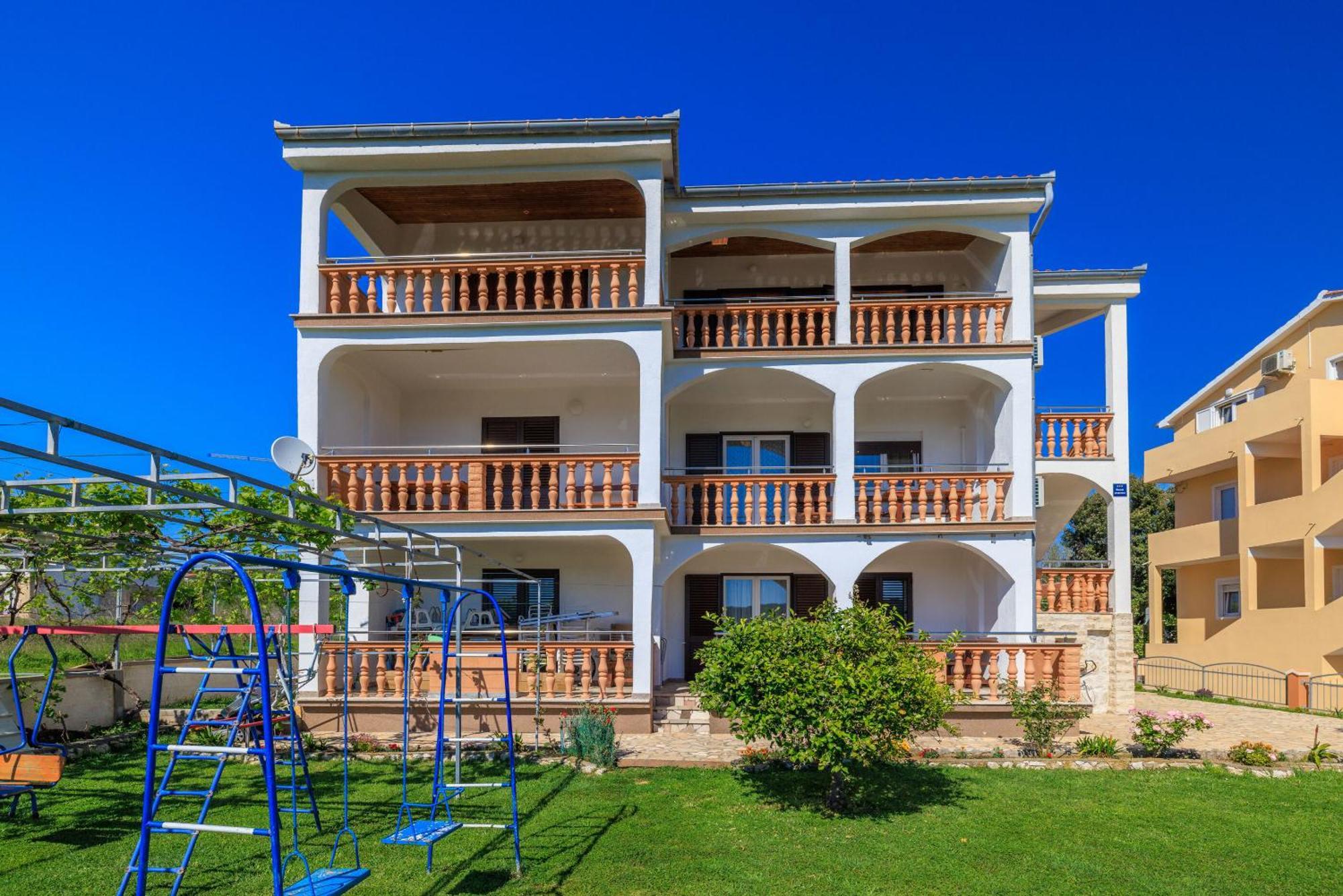 Apartments Danica Лопар Екстериор снимка