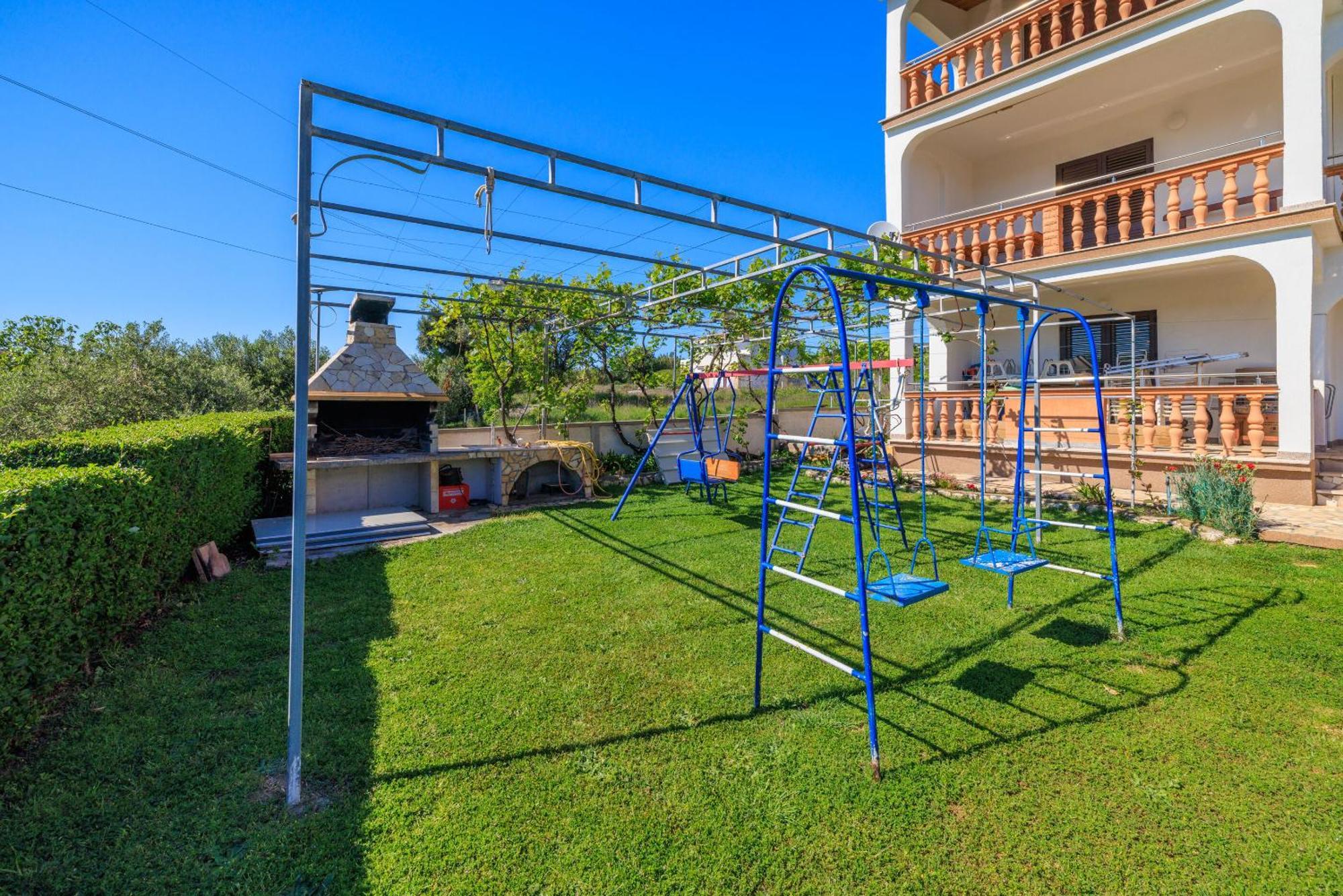 Apartments Danica Лопар Екстериор снимка